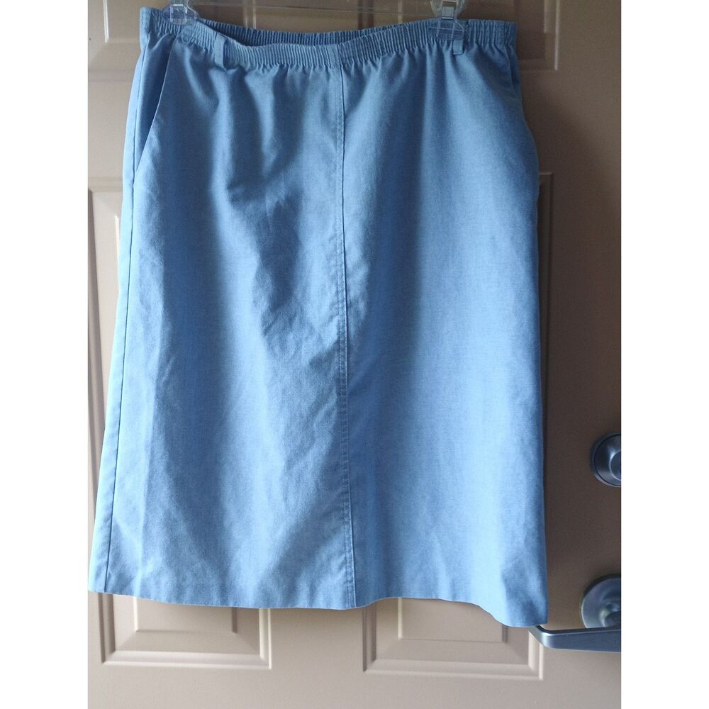 Alfred Dunner Baby Blue Midi Skirt Elastic Waist Pockets Women's 16